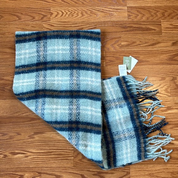 NWT H&M Blue and Tan Plaid Blanket Scarf 71x16 Inches - Picture 1 of 10